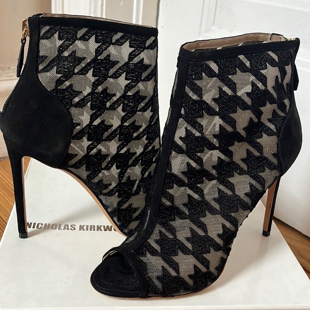 Nicholas Kirkwood houndstooth black mesh peep toe booties